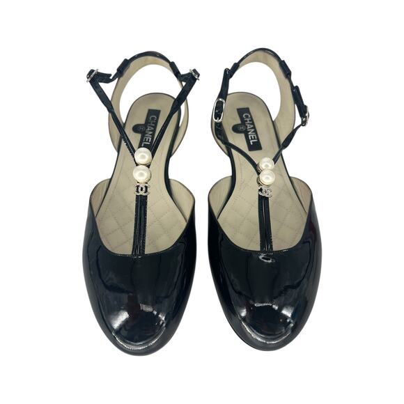 Chanel 2013 Black Patent Leather CC Pearl Slingback Flats - Picture 7 of 16
